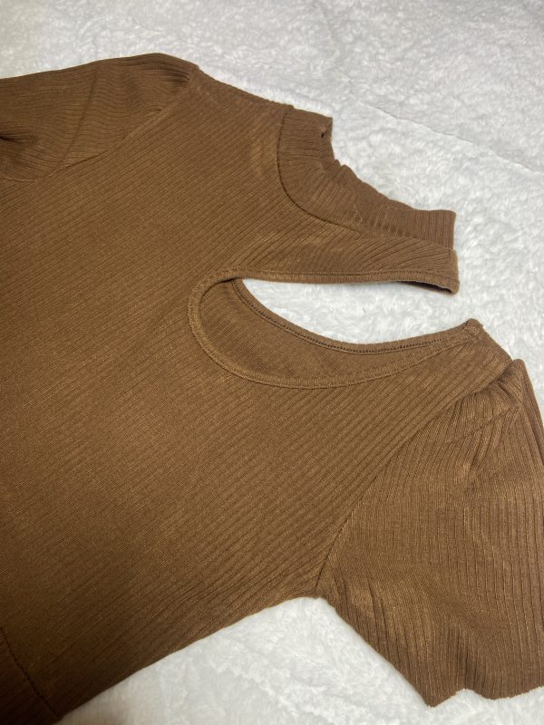 Robe moulante chocolat – Image 2
