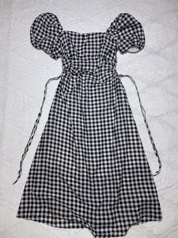 Robe à carreaux noire et blanche – Image 2