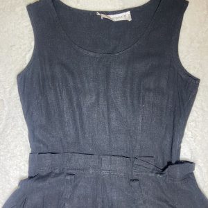 Robe noire lourde