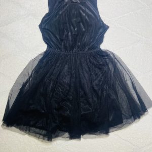 Robette noire voilée