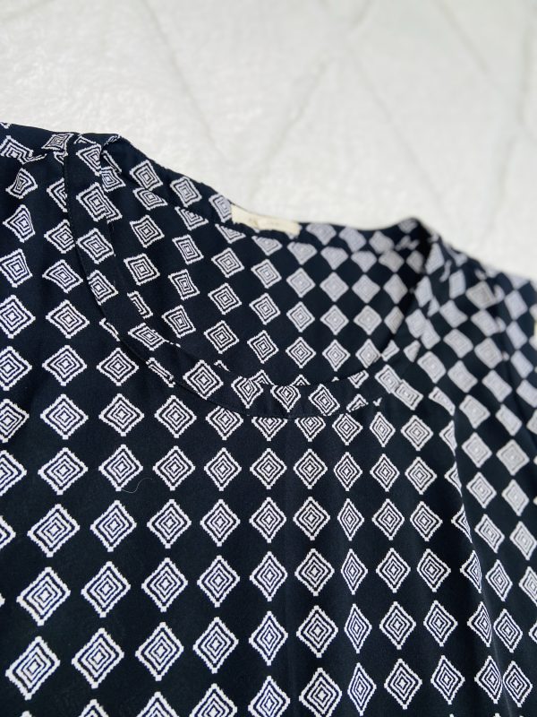 Petit haut noir et blanc – Image 3