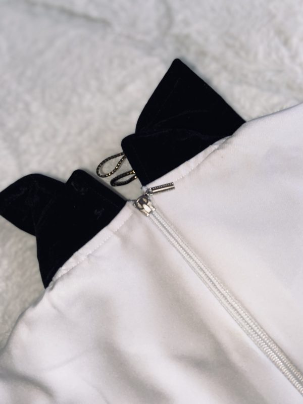 Petite robe blanche col en daim – Image 5