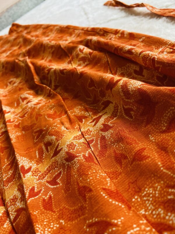 Jupe portefeuille orange – Image 2