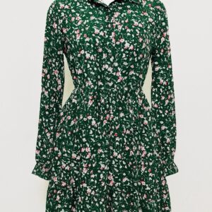 Petite robe verte fleurie