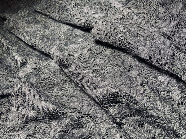 Robe noire en dentelle 3 – Image 4