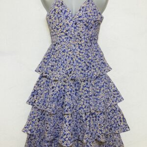 Robe violette à volants