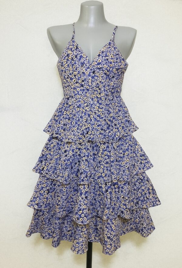 Robe violette à volants