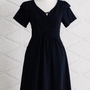 Robe noire simple