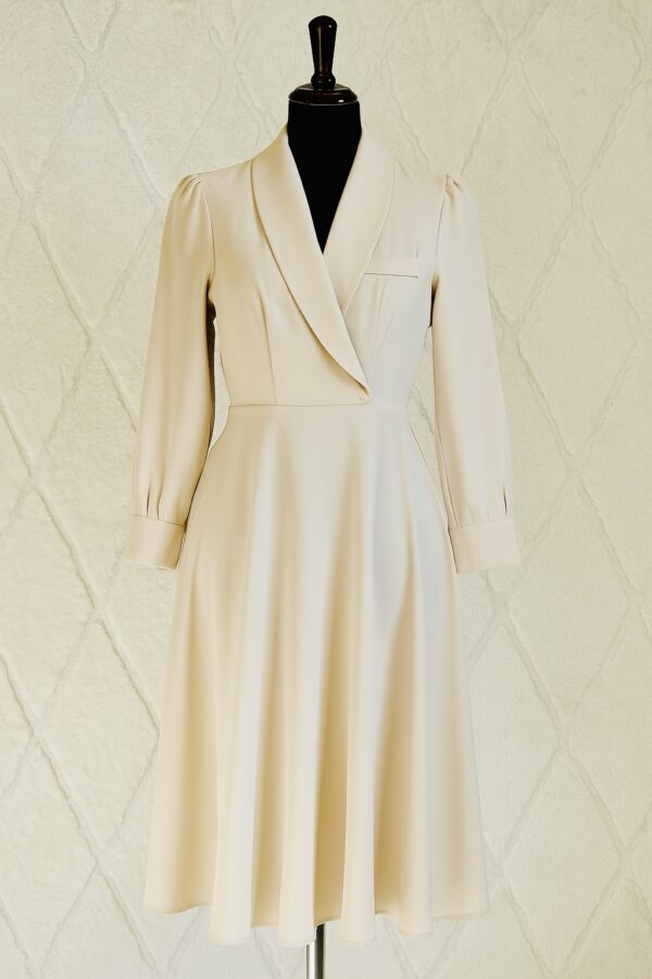 Robe corporate blanche