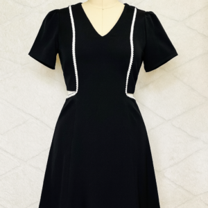 Robe noire stylée