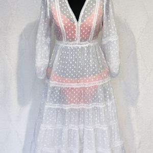 Robe transparente blanche